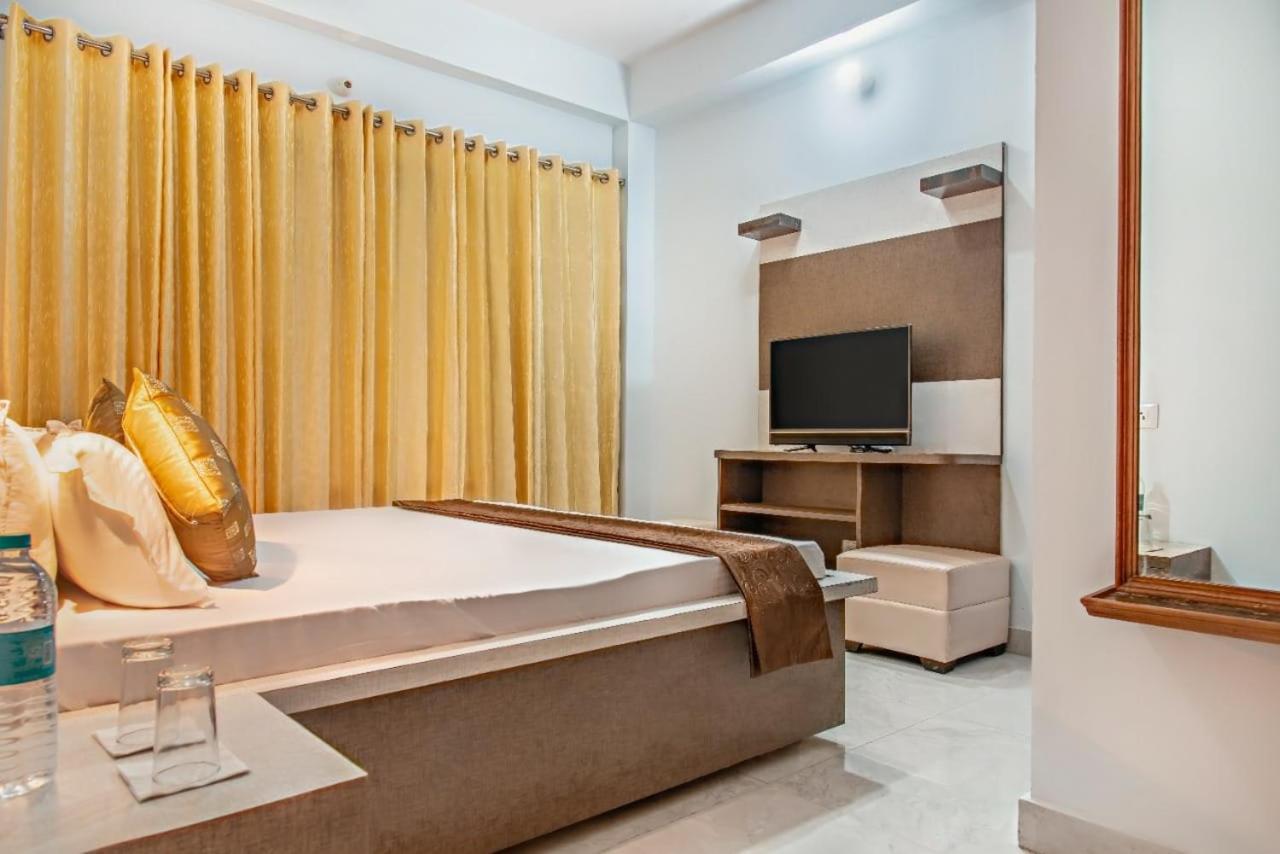 Himalyan Basera I Pvt Balcony I Serviced Apt I By Exotic Stays Kasauli Exterior photo